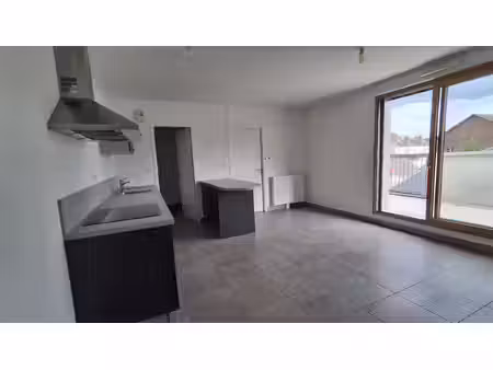 appartement tours centre 3 pièce(s) 57 m2 avec terrasse et park.