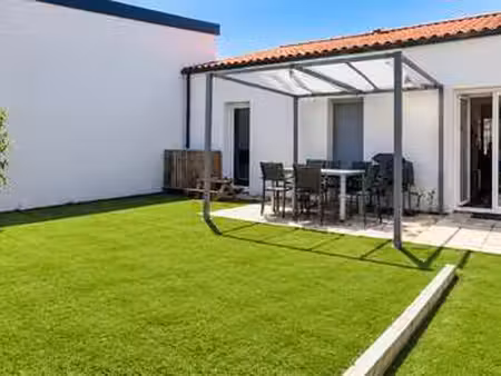 vente maison aux sables-d'olonne (85100) : à vendre / 82m² les sables-d'olonne