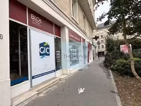 location bureaux et commerces à caen vaucelles (14000) : à louer / 121m² caen vaucelles