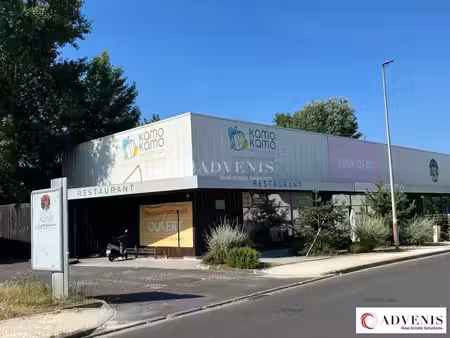 location commerce merignac 33700 125m²