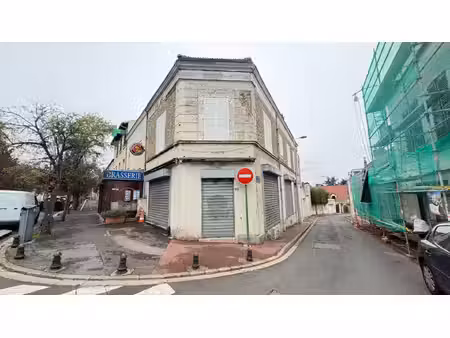 local commercial 1 pièces 88 m² à louer évry-courcouronnes 91000 ? | era immobilier