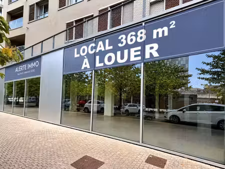 location commerce lille 59000 365m²