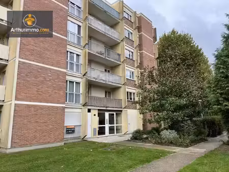 location appartement 3 pièces 74 m2 à ézanville
