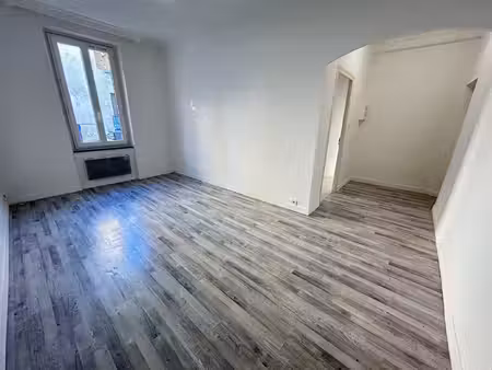 location appartement 2 pièces  44.46m²  narbonne