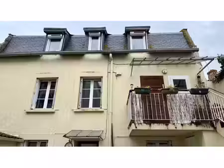 2 pieces a rafraichir saint-servan rue dauphine