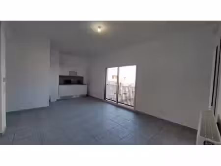 location appartement 2 pièces 47 m² à bourgoin-jallieu (38300)