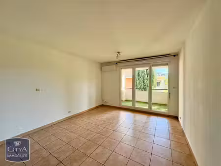 location appartement 2 pièces 40m² trets 13530