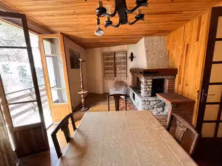 appartement avec divers lots dont appartement 44m²
