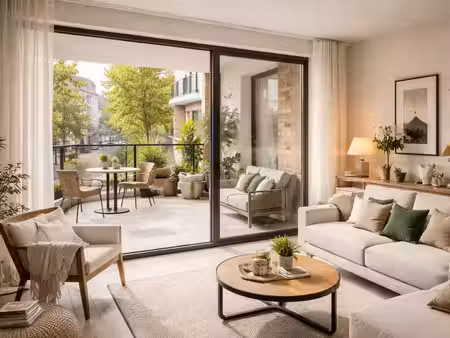 disponibilité immédiate t3+balcon 5 min gare et centre-ville