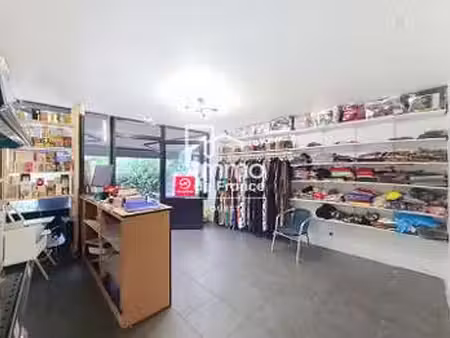 vente bureaux et commerces à la roche-sur-yon (85000) : à vendre / 39m² la roche-sur-yon