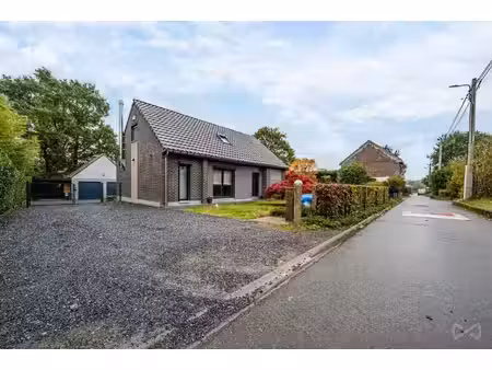 huis te koop in zinnik met 2 slaapkamers