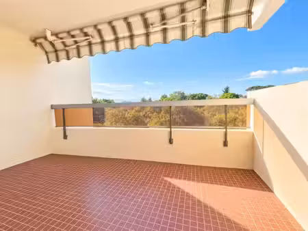appartement à vendre dernier étage t3 de 67 m²- traversant - terrasse - cave - secteur val